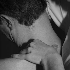 man getting neck massage